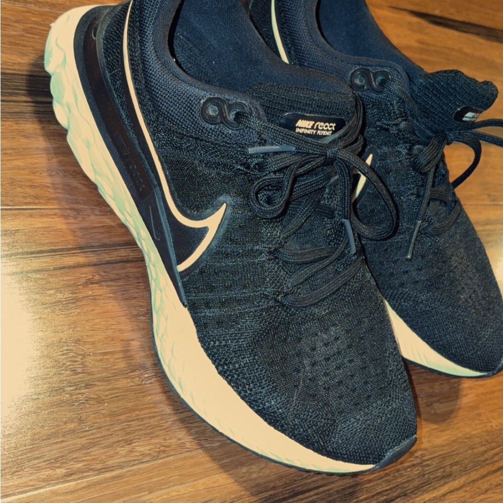 Nike React Women's Black Athletic Shoes